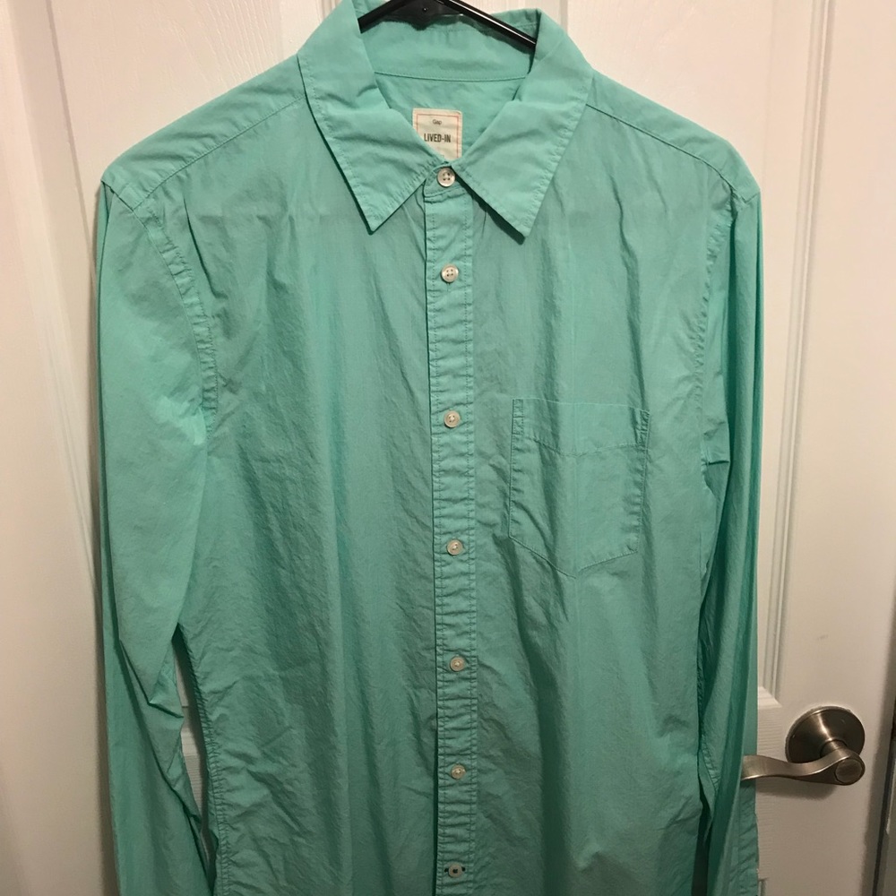 Gap “Lived In” Classic Fit Button Down Shirt